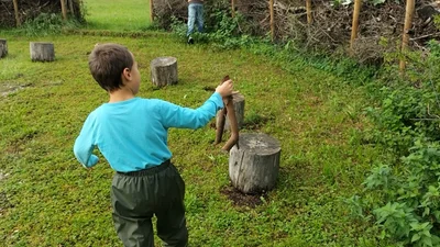 Eine Naturhecke für den Schulgarten